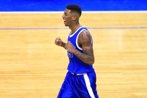 LOL台服登录官网-关于今夜马赛调整名单以备NBA常规赛，更衣室发声环节打磨，底气十足，临场指挥获称赞的信息