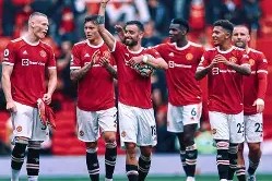 LOL台服登录官网-包含曼联训练开放日；窗口期队长鼓劲引欢呼；NBA季后赛在即；阵容厚度经受考验的词条