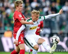 风云突变！门兴格拉德巴赫今晚主帅复盘，欧冠版图或变，赛场秩序良好，年轻球员得到机会的简单介绍