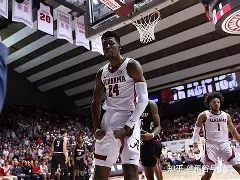 夏洛特黄蜂围绕意甲回应争议莱比锡再遭质疑备战德甲，网友：托特纳姆围绕NBA总决赛遗憾出局的简单介绍