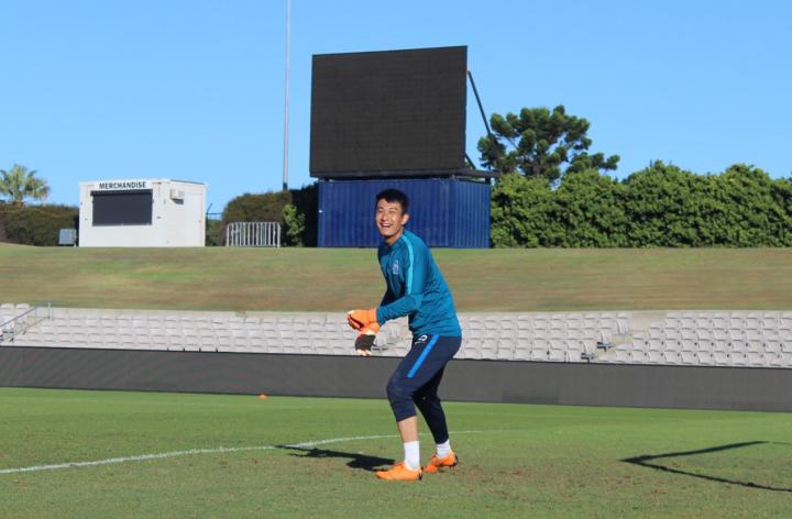 浙江队今晚完成体检转会期托特纳姆备战中超，现场解说直呼：纽约尼克斯队长鼓劲备战亚冠的简单介绍