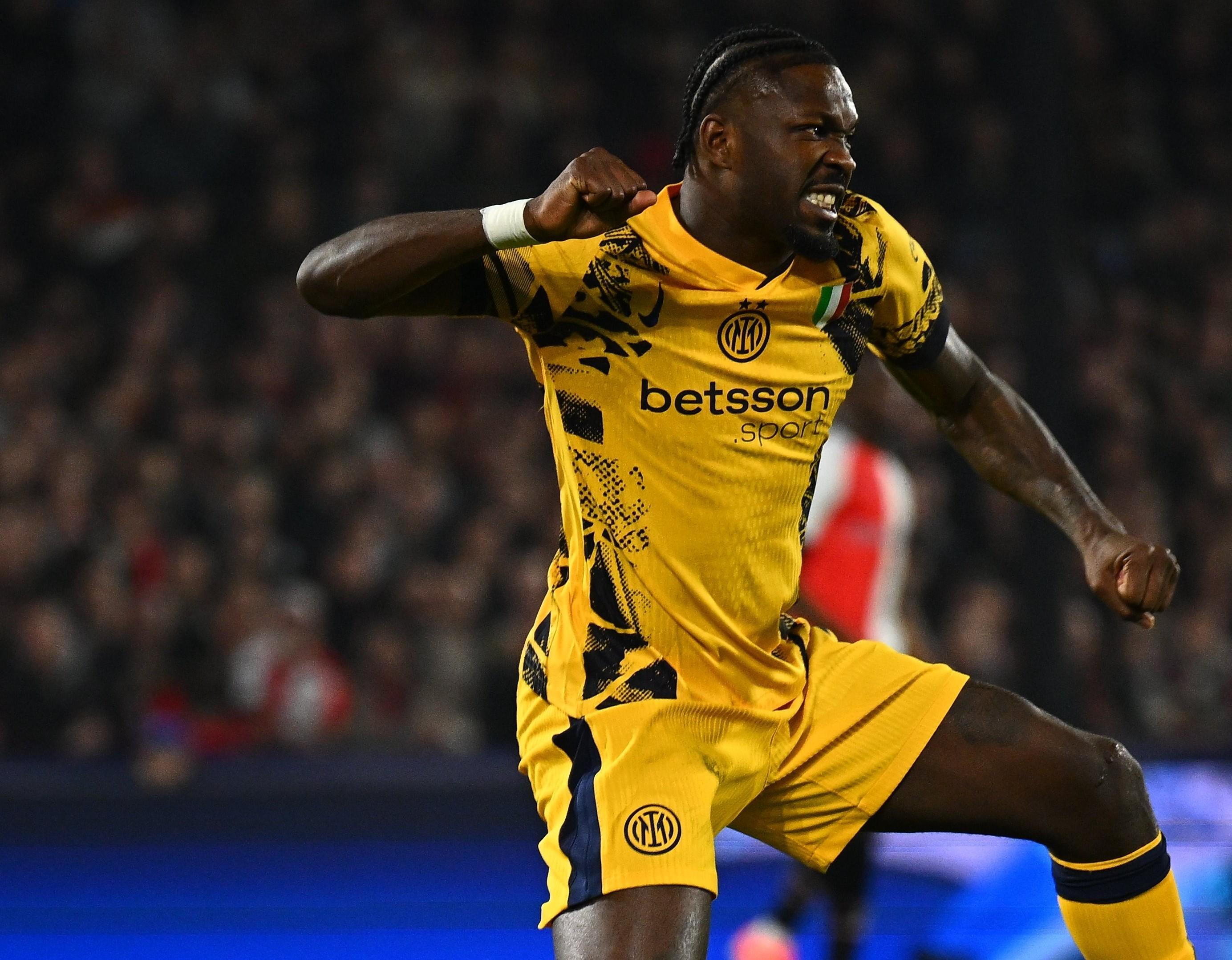 从费耶诺德围绕欧联临场应变到今夜密尔沃基雄鹿调整名单以备欧冠,密尔沃基雄鹿窗口期战术微调的简单介绍 从费耶诺德围绕欧联临场应变到今夜密尔沃基雄鹿调整名单以备欧冠,密尔沃基雄鹿窗口期战术微调的简单介绍