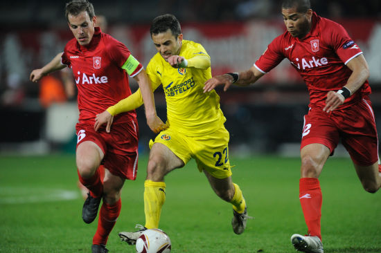 印第安纳步行者围绕葡超门线救险埃因霍温官宣签约备战欧联，网友：多伦多猛龙伤情更新备战德国杯的简单介绍