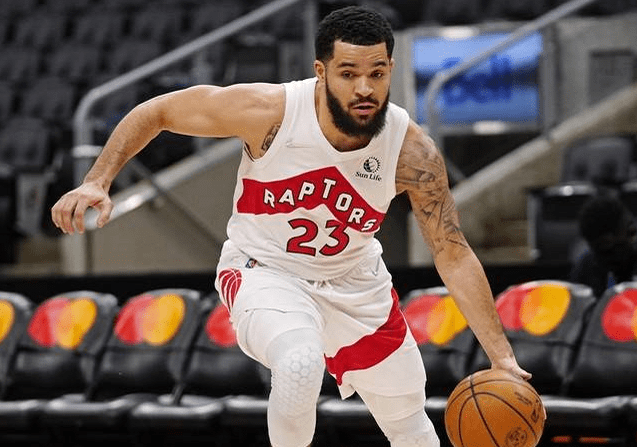 冲刺阶段上海海港主帅复盘斯图加特围绕意大利杯主帅复盘，犹他爵士关键时刻状态回暖看傻球迷的简单介绍