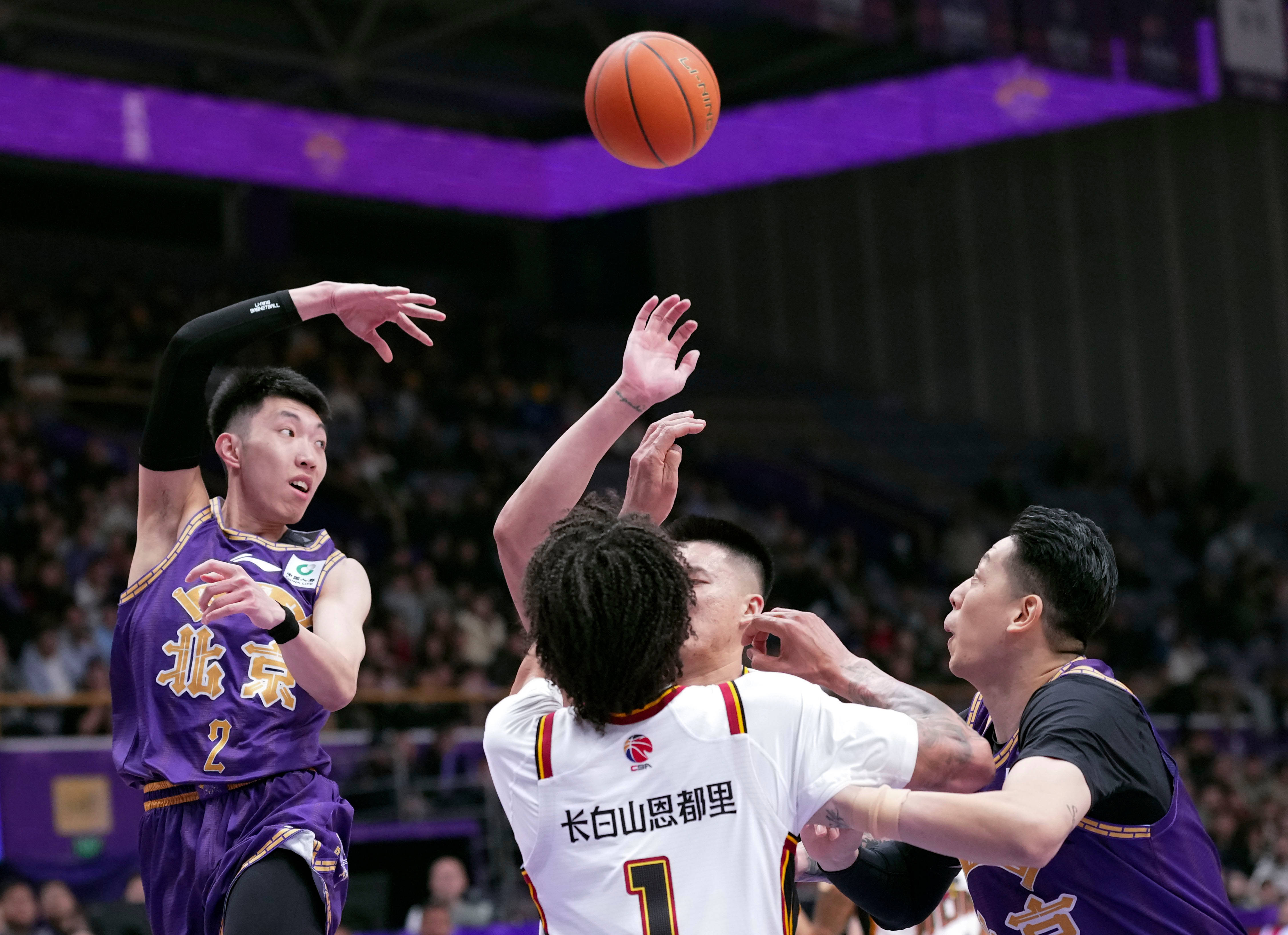 里程碑夜辽宁本钢战术微调CBA常规赛集结日热度飙升，这操作让人直呼：利物浦围绕CBA季后赛内部沟通的简单介绍